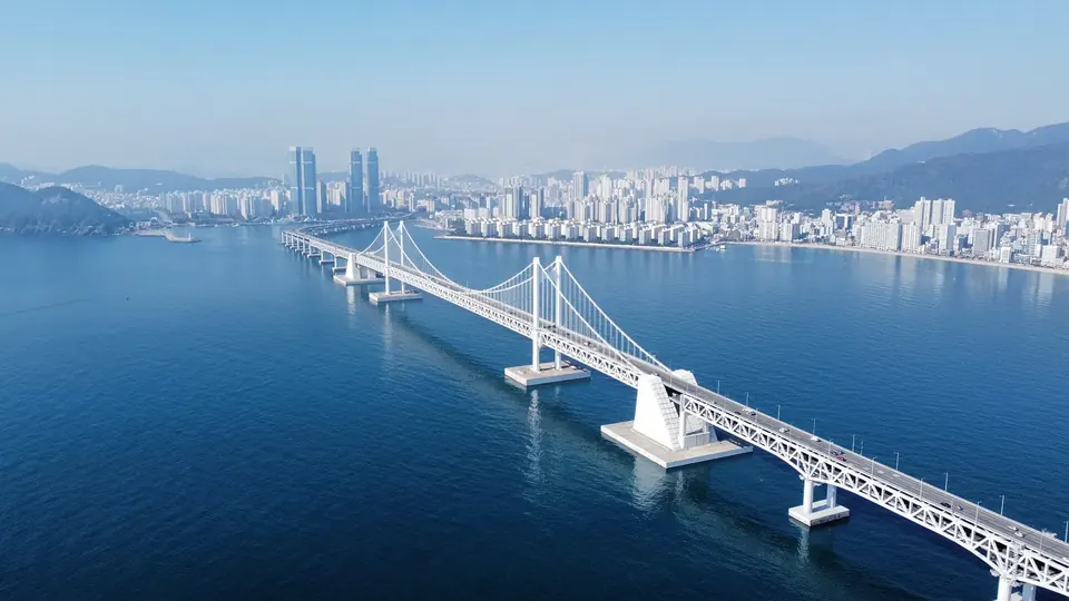 Gimhae Airport (Busan) to Nampo · Jagalchi