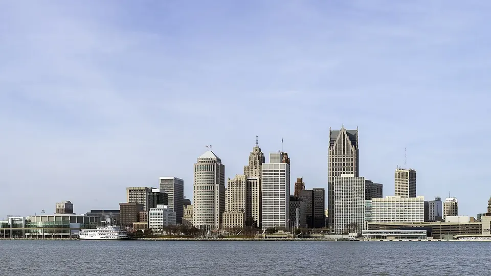 Detroit travel guide