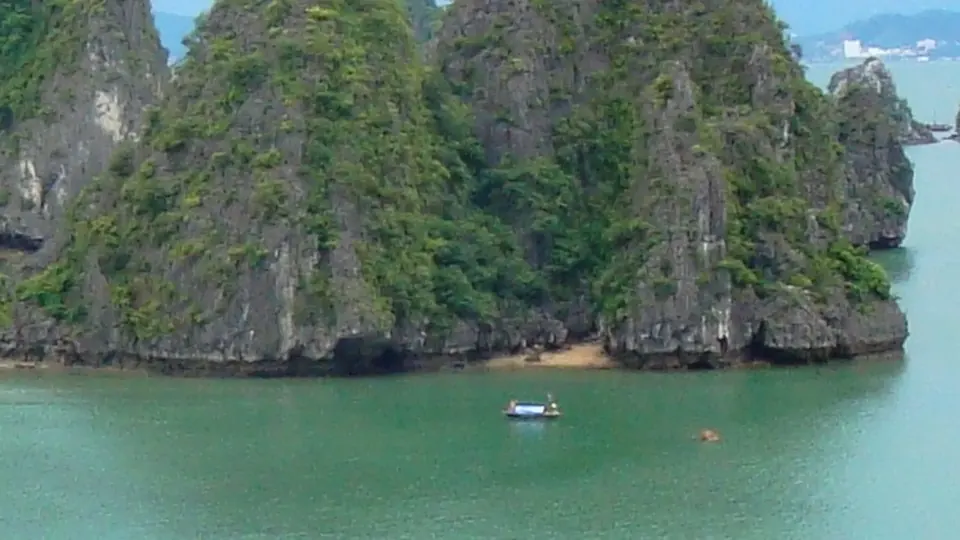 Ha Long in March