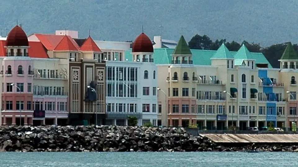 Manado travel guide