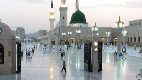マディーナ