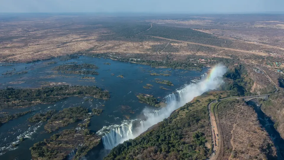 Victoria Falls travel guide